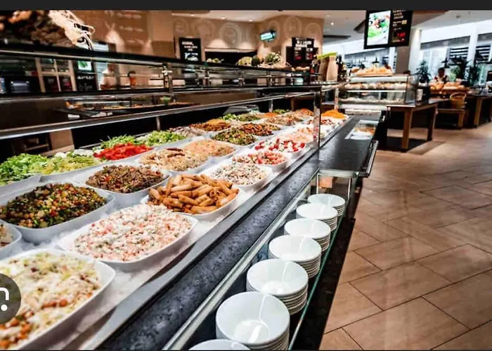 Pero Cozy לובליאנה